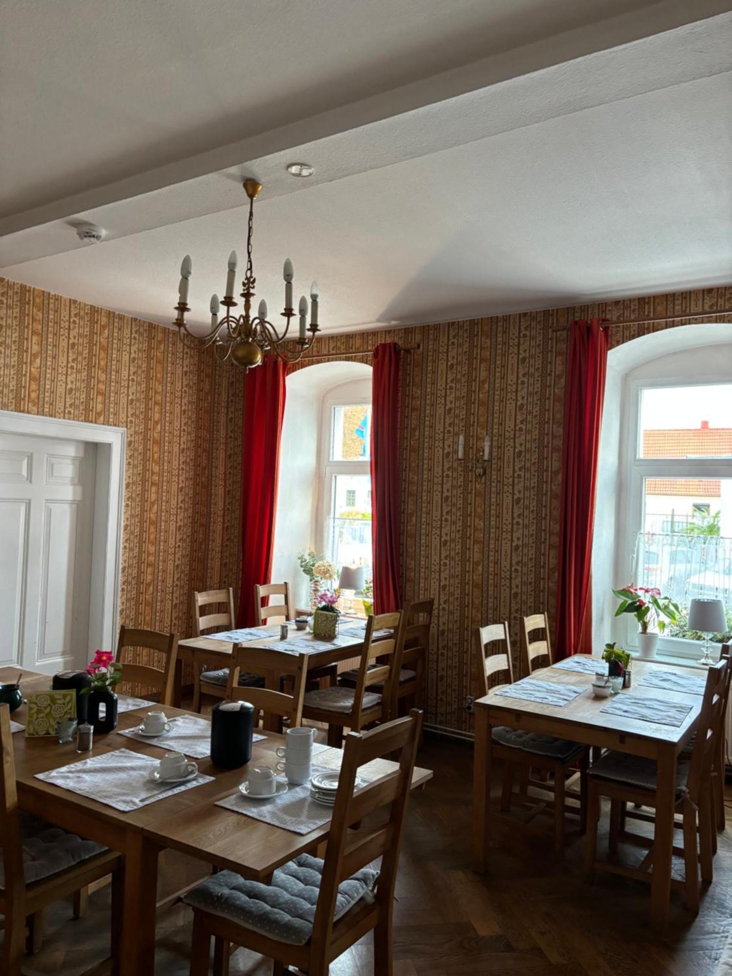 Pension Gutshaus Halle  Esterno foto